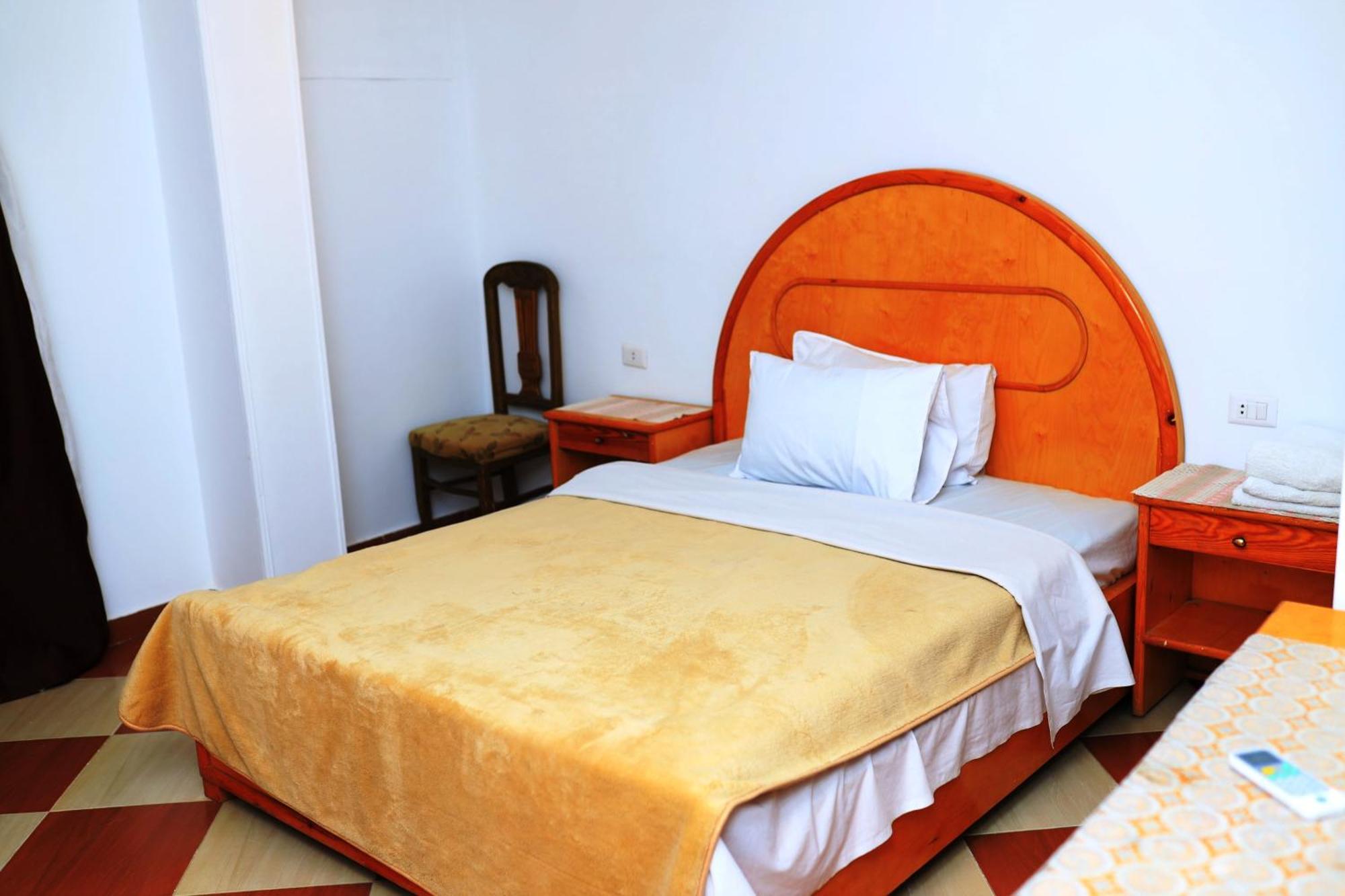 Spring Hotel Luxor Ngoại thất bức ảnh